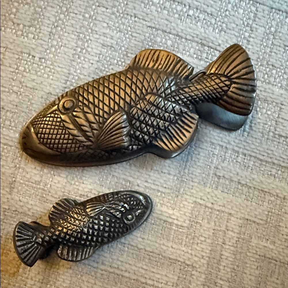 Anthropologie Metallic Fish Decor Set
